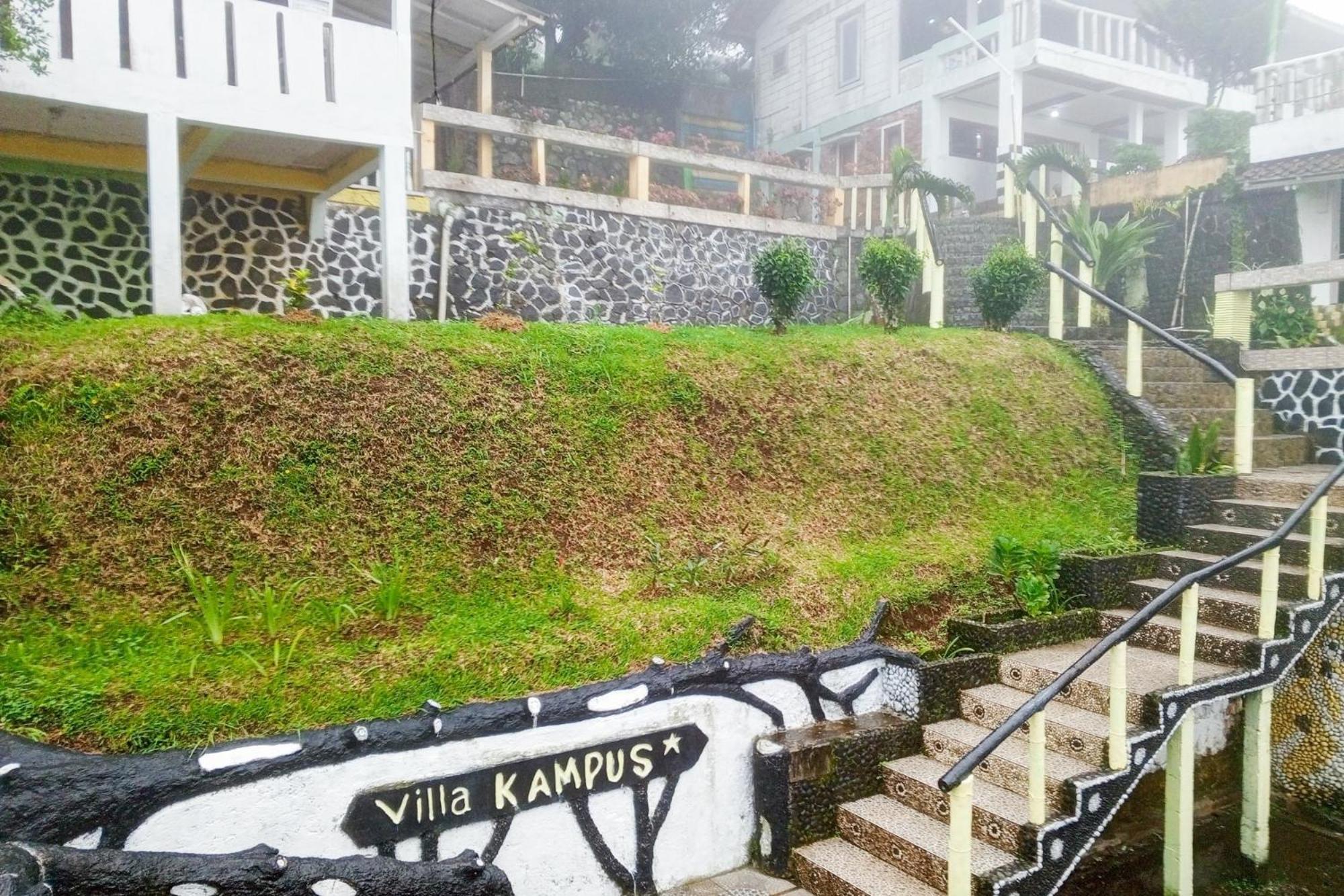 Villa Kampus Near Taman Safari Cisarua Puncak Redpartner Bogor Exterior photo